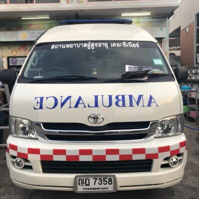 ตัดสติ๊กเกอร์ติดรถติดกระจก
